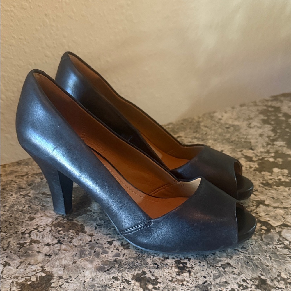 Clarks Midnight Black Leather Heels